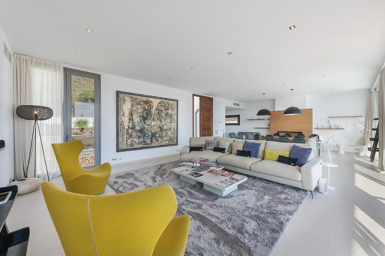 Luxury Villa Phoenix ปอร์ต เด โปเญนซา ภายนอก รูปภาพ